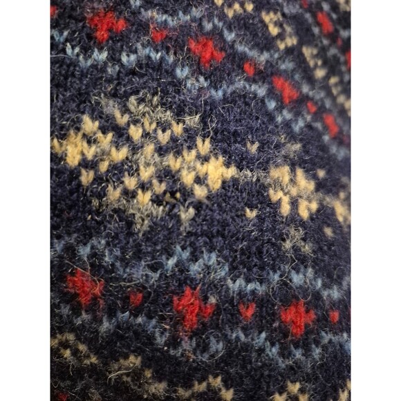 Newton Trading Co. VTG Wool Sweater Shetland Fair Isle Sweater Navy Blue Sz M/L - Picture 7 of 7